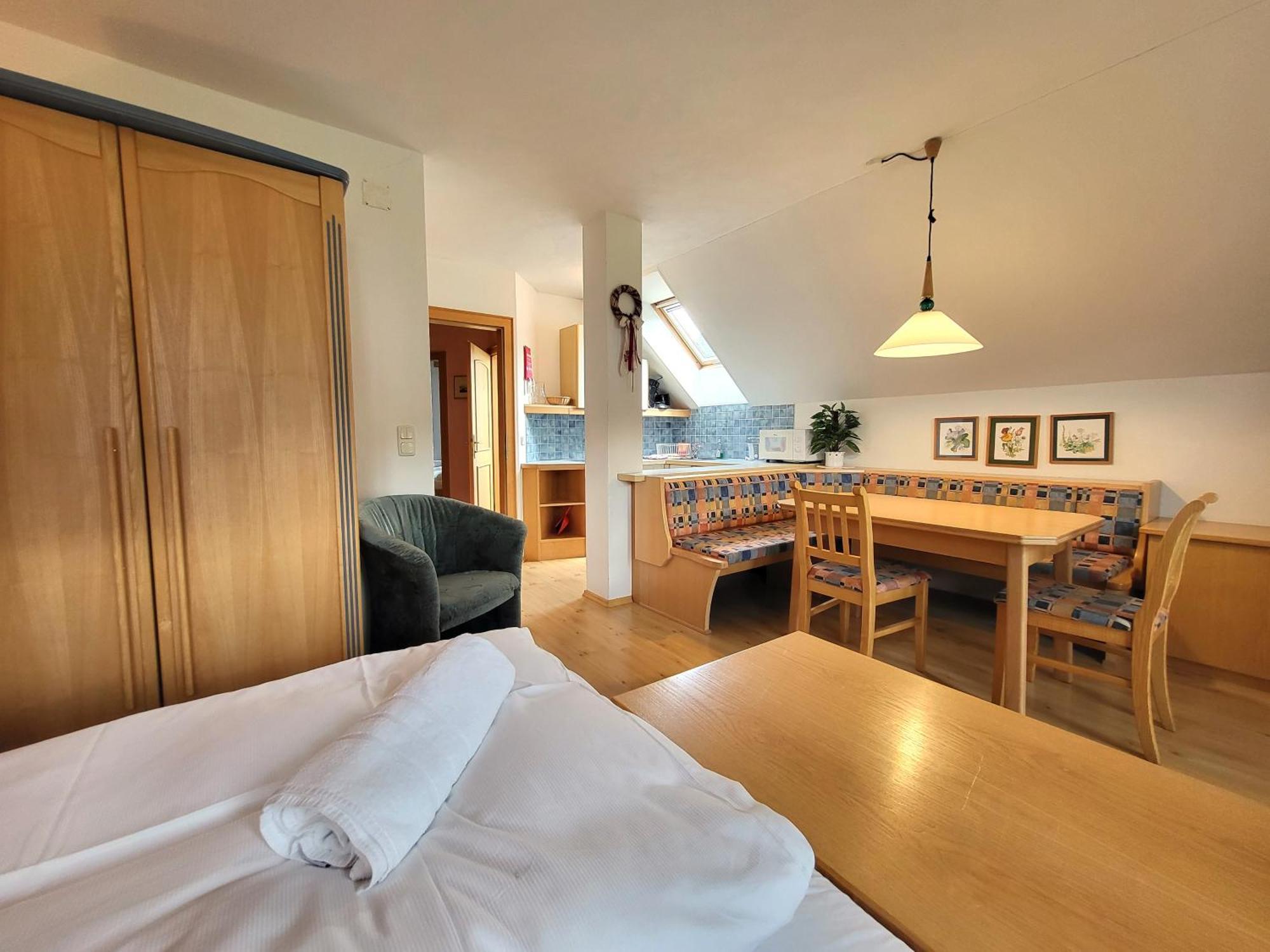 Hoeller * Sankt Lorenzen ob Murau